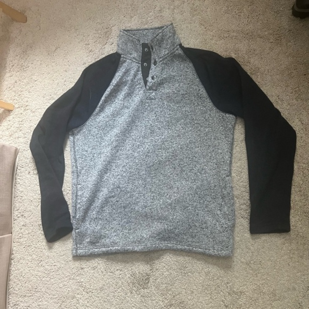 Sonoma Gray and Black Men's Sweater